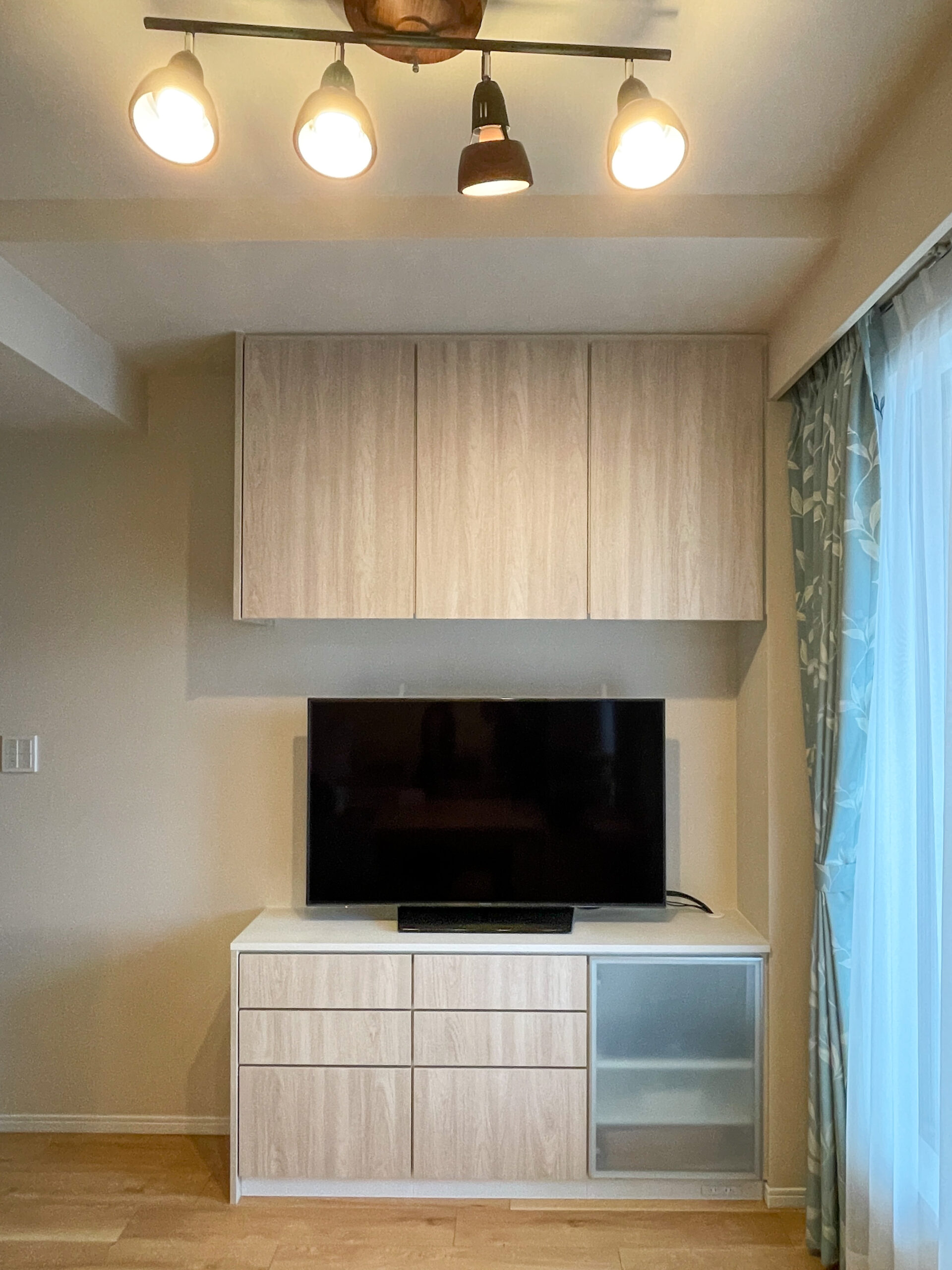 9 リビングボード