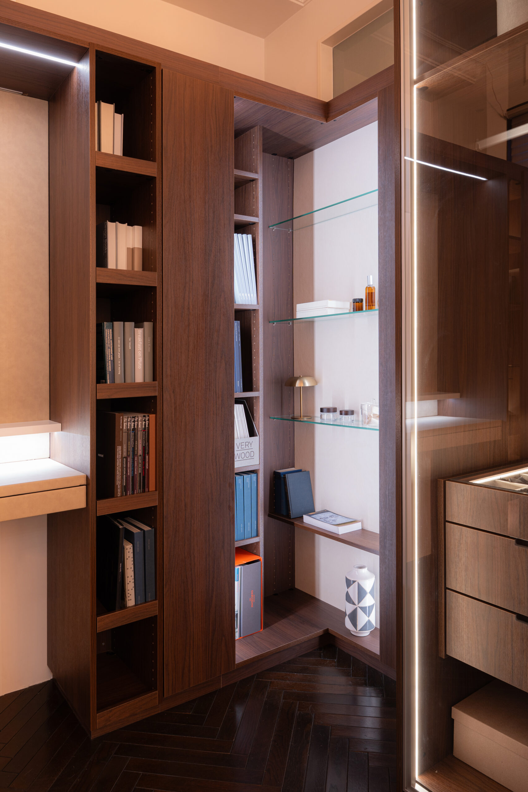 コーナーユニット