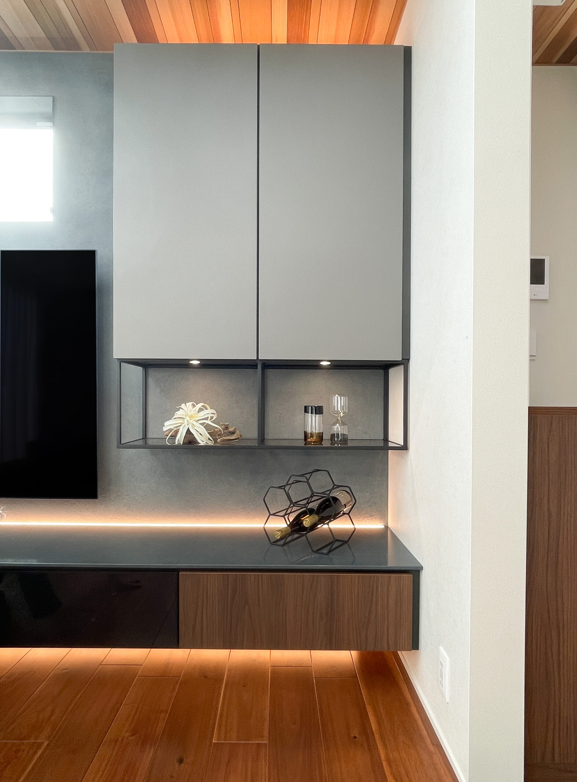 アイアンシェルフ