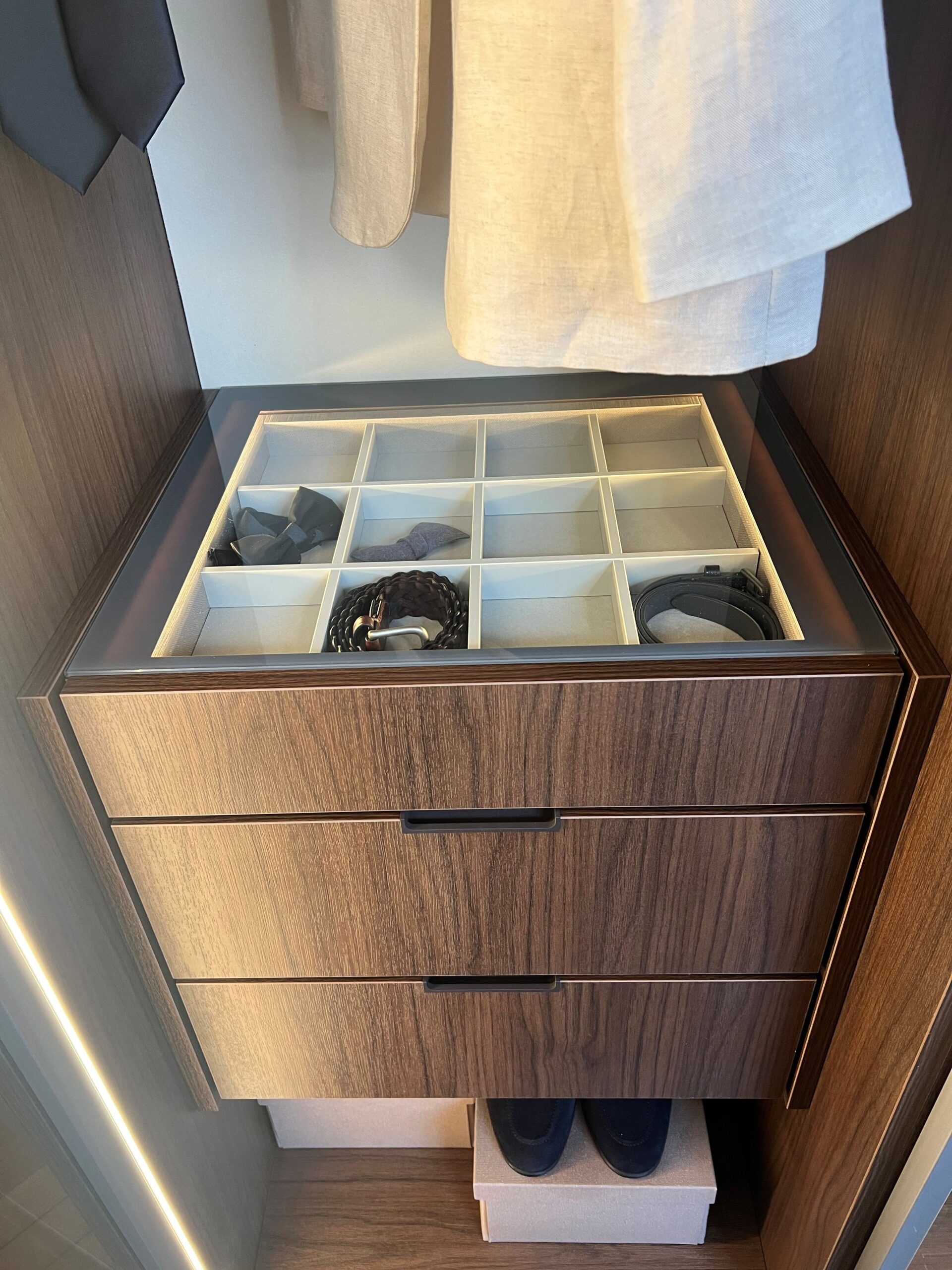 Air 扉用コレクショントレイユニット