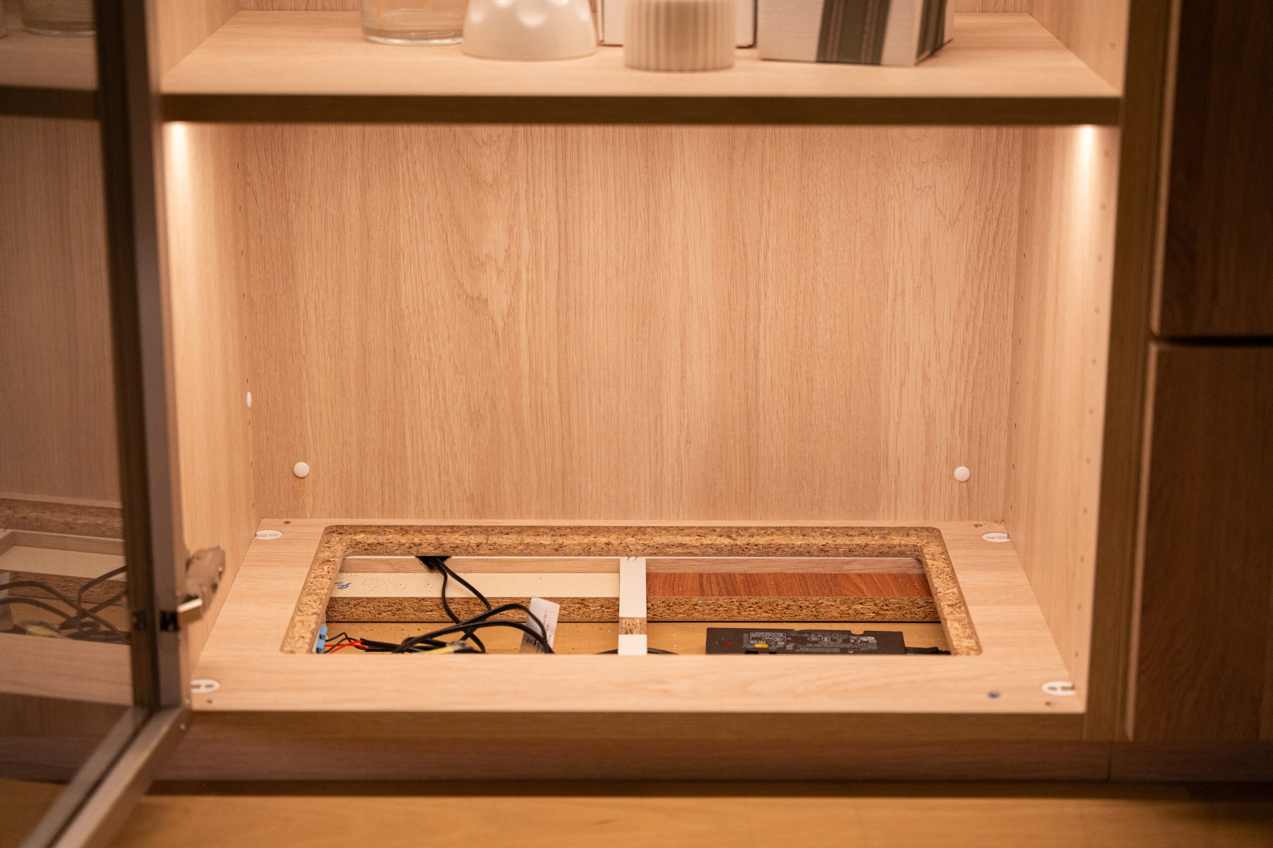 点検口パネル（8mm）