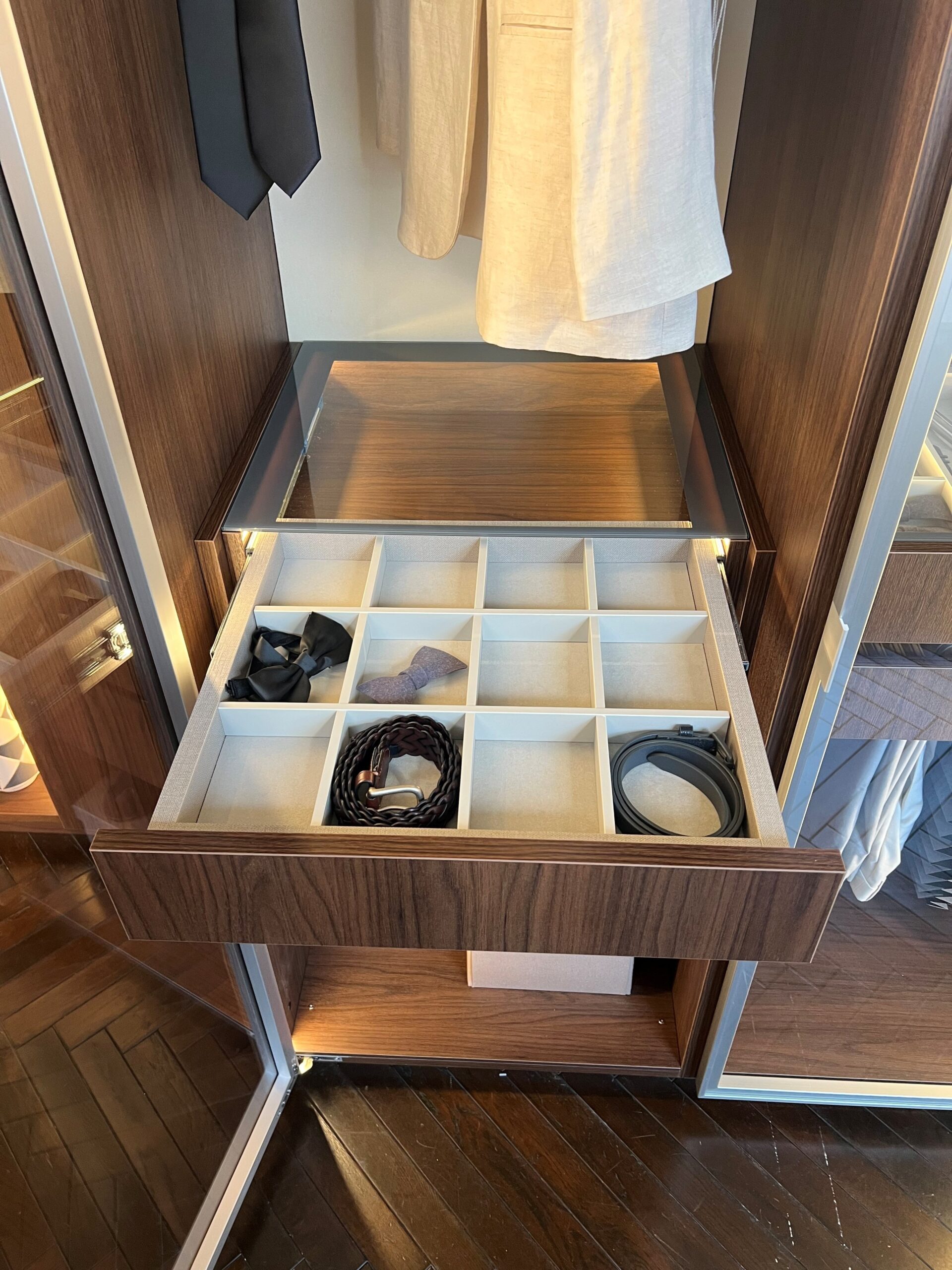 Air 扉用コレクショントレイユニット