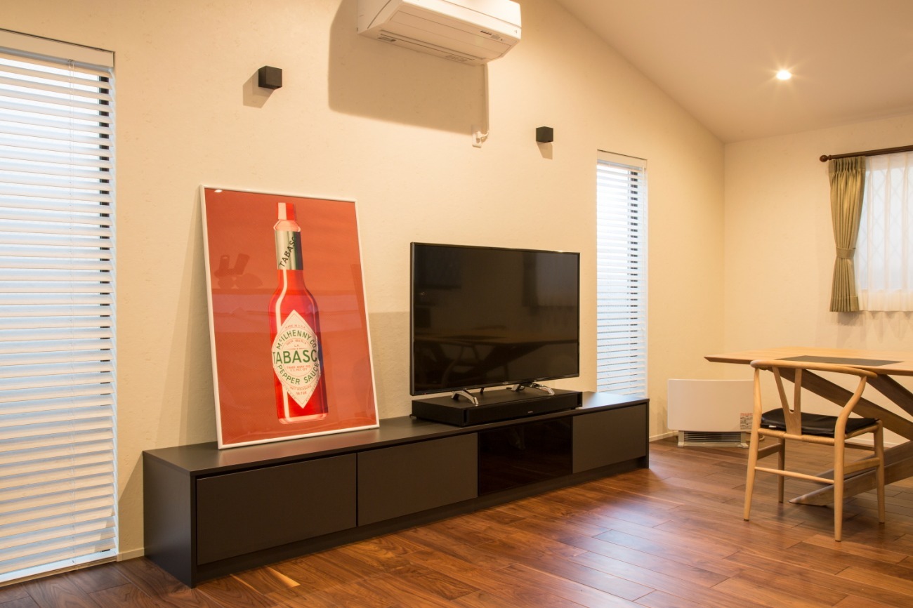 58 リビングボード