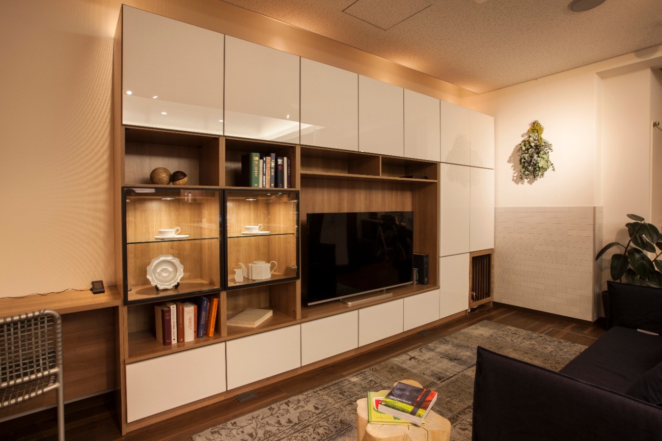 71 リビングボード＆デスク