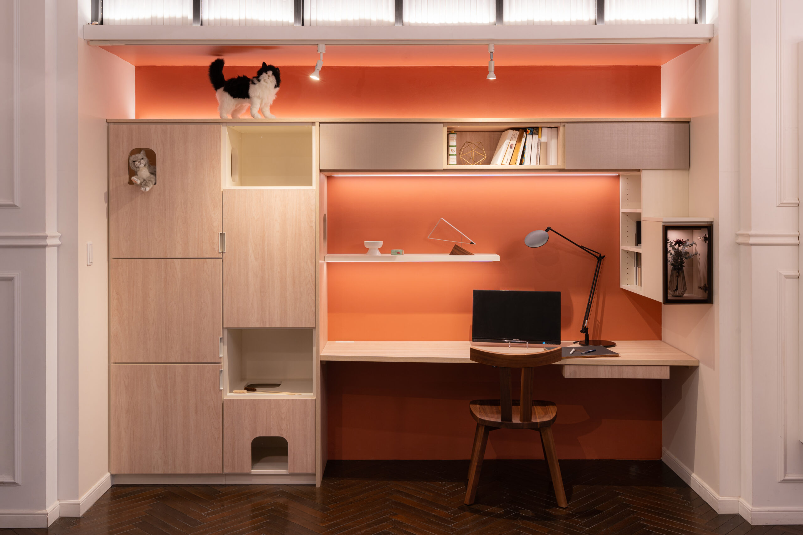 73 キャットタワー＋デスク